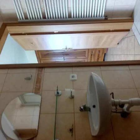 Bakster Bed & Breakfast 3*